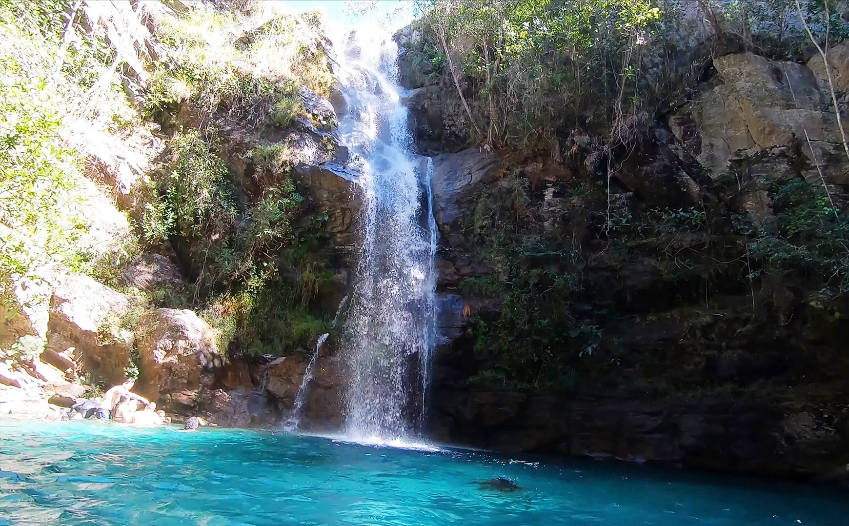 Cachoeira Santa Bárbara - Famosa por suas águas azul-turquesa